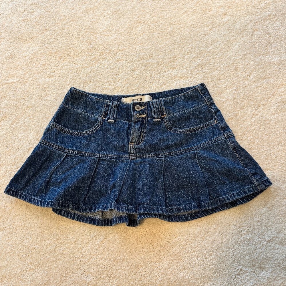 Hollister Mini Skirt